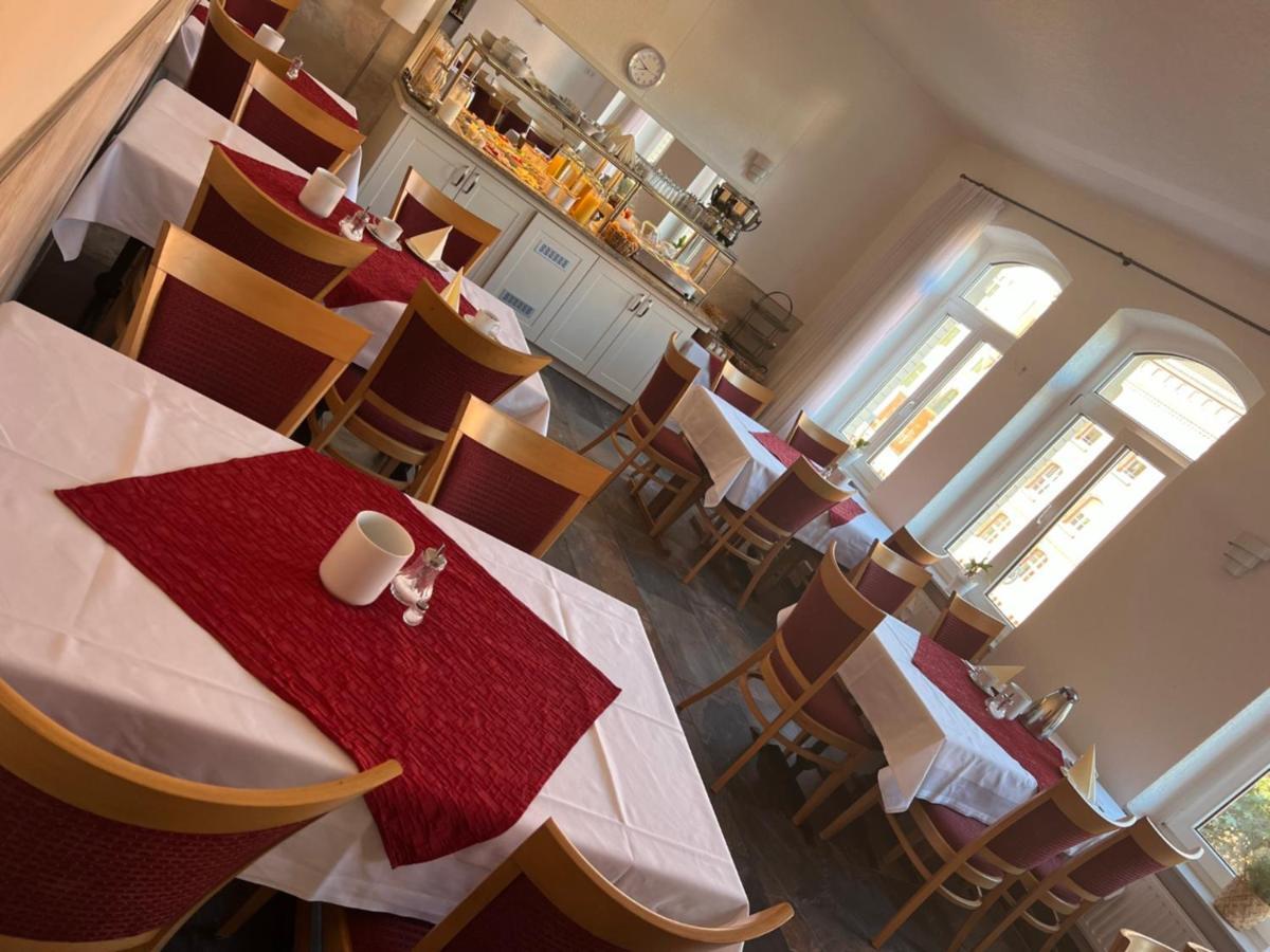 Hotel Garni  Am Domplatz